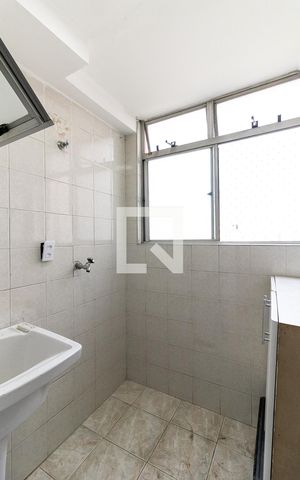 Apartamento à venda com 55m², 2 quartos e 1 vaga Apartamento à venda com 55m², 2 quartos e 1 vagaLavanderia