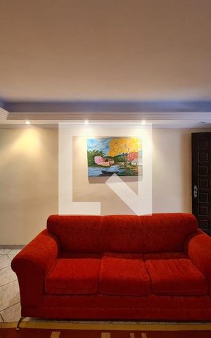 Casa à venda com 150m², 4 quartos e 1 vaga Casa à venda com 150m², 4 quartos e 1 vagaSala