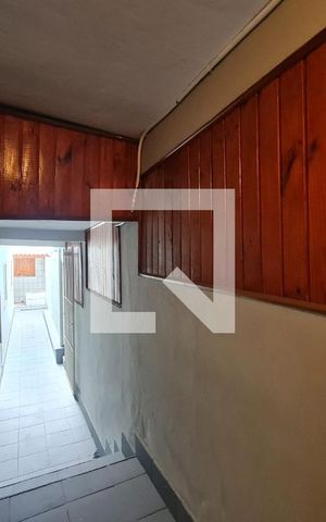Casa à venda com 150m², 4 quartos e 1 vaga Casa à venda com 150m², 4 quartos e 1 vagaCorredor acesso a Despensa