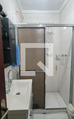 Casa à venda com 150m², 4 quartos e 1 vaga Casa à venda com 150m², 4 quartos e 1 vagaBanheiro Social 2