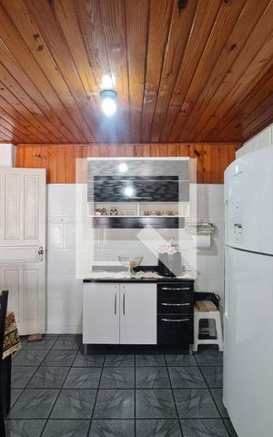 Casa à venda com 150m², 4 quartos e 1 vaga Casa à venda com 150m², 4 quartos e 1 vagaCozinha