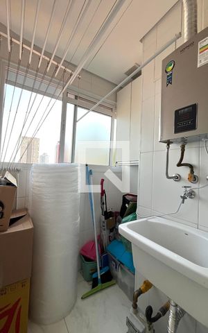 Apartamento à venda com 42m², 1 quarto e sem vaga Apartamento à venda com 42m², 1 quarto e sem vagaÁrea de Serviço
