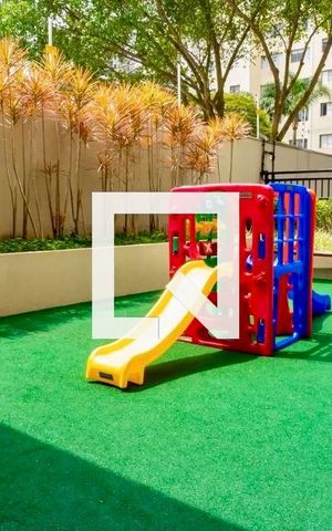Apartamento à venda com 42m², 1 quarto e sem vaga Apartamento à venda com 42m², 1 quarto e sem vagaÁrea comum - Playground