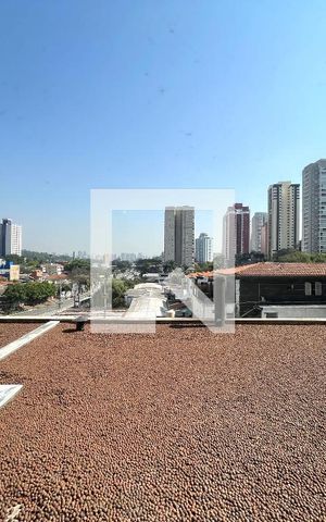 Apartamento à venda com 42m², 1 quarto e sem vaga Apartamento à venda com 42m², 1 quarto e sem vagaVista da Varanda Sala