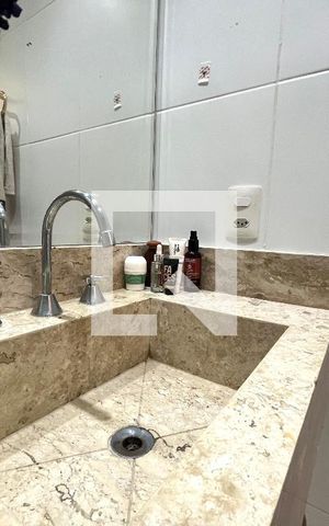 Apartamento à venda com 42m², 1 quarto e sem vaga Apartamento à venda com 42m², 1 quarto e sem vagaBanheiro