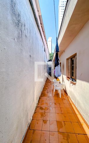 Casa à venda com 231m², 4 quartos e sem vagaÁrea externa