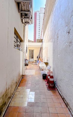 Casa à venda com 231m², 4 quartos e sem vagaÁrea externa