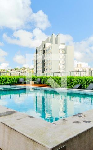 Apartamento à venda com 37m², 1 quarto e 1 vaga Apartamento à venda com 37m², 1 quarto e 1 vagaÁrea comum - Piscina