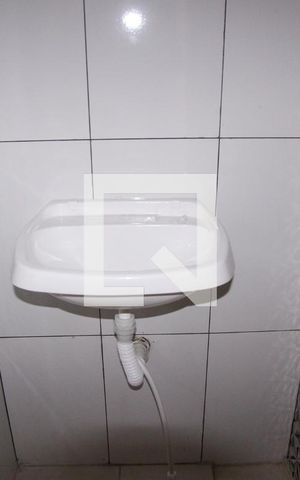 Apartamento à venda com 38m², 2 quartos e 1 vaga Apartamento à venda com 38m², 2 quartos e 1 vagaBanheiro