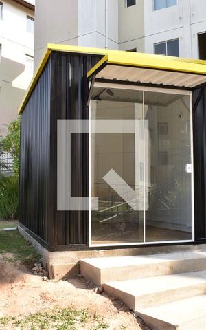 Apartamento à venda com 47m², 2 quartos e 1 vagaÁrea comum - Lojinha