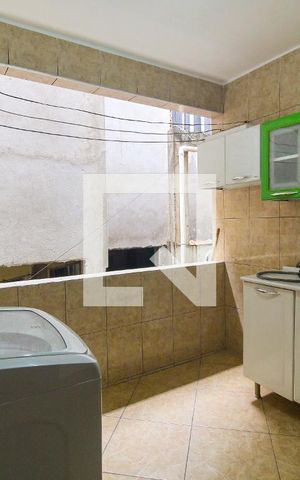 Casa à venda com 158m², 2 quartos e 1 vagaLavanderia