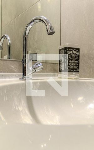 Studio à venda com 42m², 1 quarto e sem vagaBanheiro