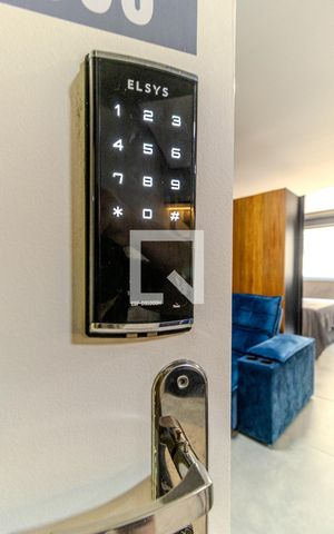 Studio à venda com 42m², 1 quarto e sem vagaFechadura Eletrônica