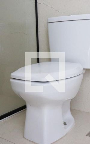 Casa para alugar com 70m², 2 quartos e sem vagaBanheiro Social 