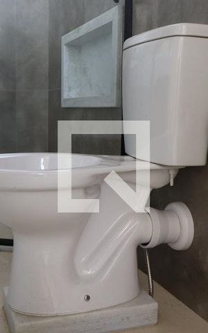 Casa para alugar com 70m², 2 quartos e sem vagaBanheiro da Suíte