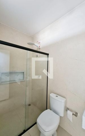 Casa para alugar com 70m², 2 quartos e sem vaga Casa para alugar com 70m², 2 quartos e sem vagaBanheiro Social