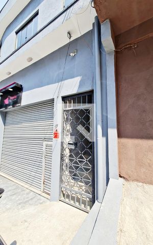 Casa para alugar com 70m², 2 quartos e sem vaga Casa para alugar com 70m², 2 quartos e sem vagaFachada