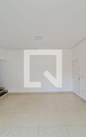 Casa para alugar com 70m², 2 quartos e sem vaga Casa para alugar com 70m², 2 quartos e sem vagaSala e cozinha integrada