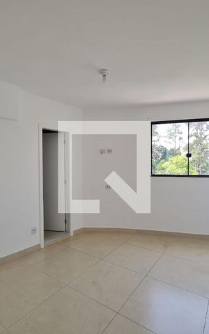 Casa para alugar com 70m², 2 quartos e sem vaga Casa para alugar com 70m², 2 quartos e sem vagaSuíte