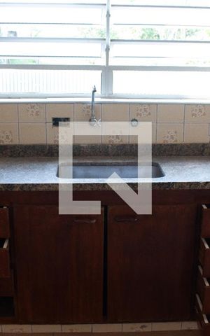 Casa para alugar com 150m², 2 quartos e sem vaga Casa para alugar com 150m², 2 quartos e sem vagaCozinha