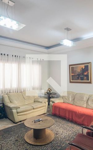 Casa à venda com 160m², 3 quartos e 4 vagasSala
