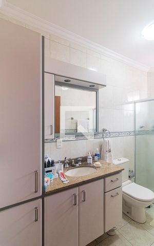 Casa à venda com 160m², 3 quartos e 4 vagasBanheiro da Suite 1
