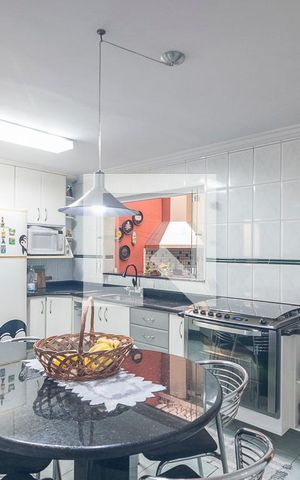 Casa à venda com 160m², 3 quartos e 4 vagasCozinha