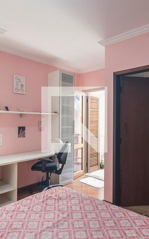 Casa à venda com 160m², 3 quartos e 4 vagasQuarto 2 Suite