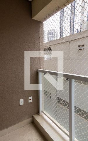Apartamento à venda com 30m², 1 quarto e sem vaga Apartamento à venda com 30m², 1 quarto e sem vagaVaranda