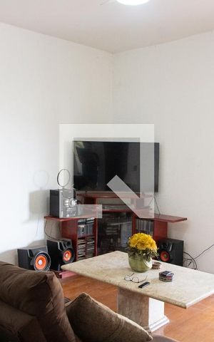 Casa à venda com 190m², 2 quartos e 2 vagas Casa à venda com 190m², 2 quartos e 2 vagasSALA