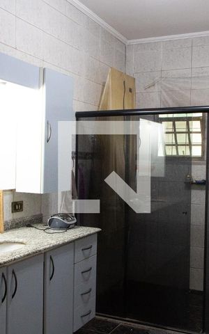 Casa à venda com 190m², 2 quartos e 2 vagas Casa à venda com 190m², 2 quartos e 2 vagasSUÍTE