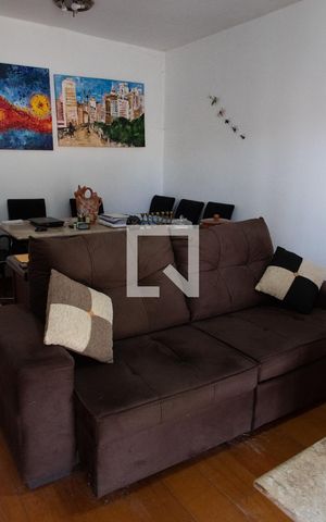 Casa à venda com 190m², 2 quartos e 2 vagas Casa à venda com 190m², 2 quartos e 2 vagasSALA