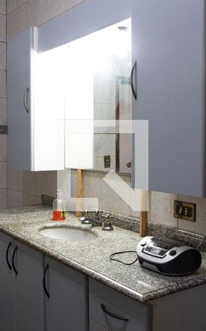 Casa à venda com 190m², 2 quartos e 2 vagas Casa à venda com 190m², 2 quartos e 2 vagasSUÍTE