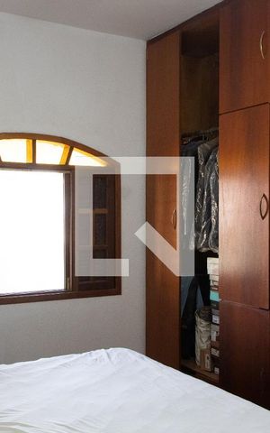 Casa à venda com 190m², 2 quartos e 2 vagas Casa à venda com 190m², 2 quartos e 2 vagasSUÍTE