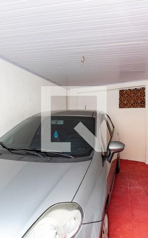 Casa à venda com 158m², 2 quartos e 1 vaga Casa à venda com 158m², 2 quartos e 1 vagaGaragem