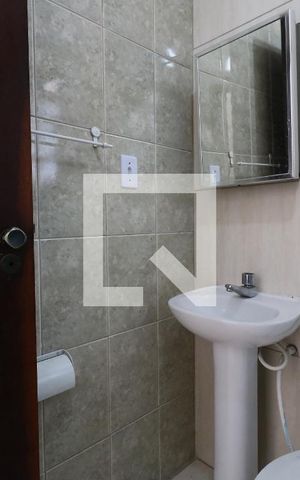 Casa à venda com 94m², 2 quartos e 1 vagaBanheiro Social