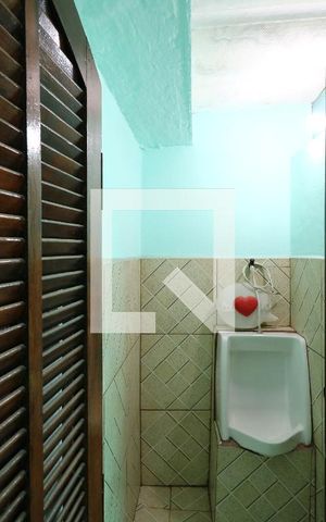 Casa à venda com 94m², 2 quartos e 1 vagaÁrea de Serviço - Mictório