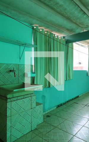 Casa à venda com 94m², 2 quartos e 1 vagaÁrea de Serviço