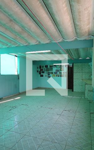 Casa à venda com 94m², 2 quartos e 1 vagaÁrea de Serviço