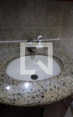 Casa à venda com 94m², 2 quartos e 1 vagaBanheiro da Suíte - Pia