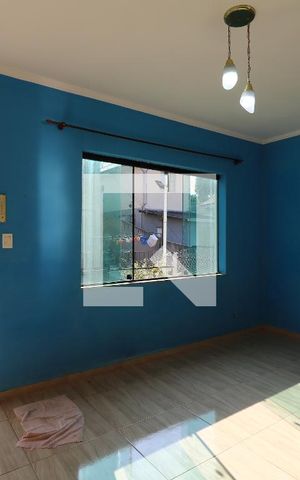 Casa à venda com 94m², 2 quartos e 1 vagaSala