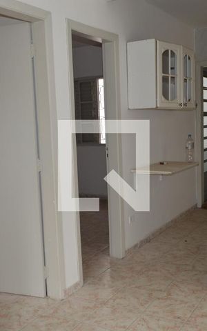Casa para alugar com 40m², 2 quartos e sem vagaSala