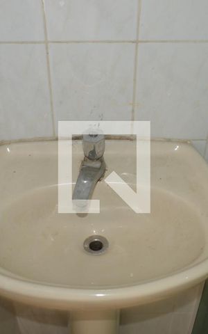 Casa para alugar com 40m², 2 quartos e sem vagaBanheiro