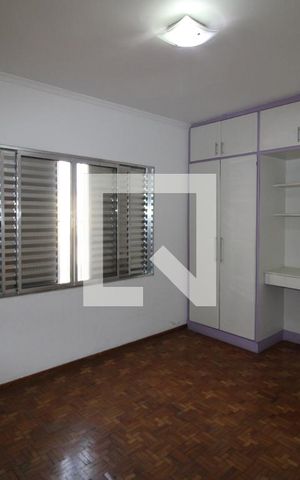 Casa à venda com 240m², 4 quartos e 4 vagasQuarto 4