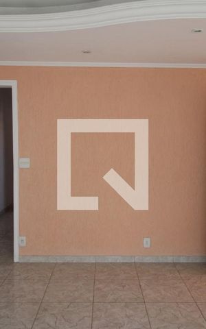 Casa à venda com 240m², 4 quartos e 4 vagasSala