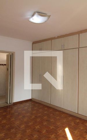 Casa à venda com 240m², 4 quartos e 4 vagasQuarto 2