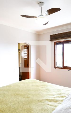 Apartamento à venda com 170m², 3 quartos e 2 vagas Apartamento à venda com 170m², 3 quartos e 2 vagassuíte