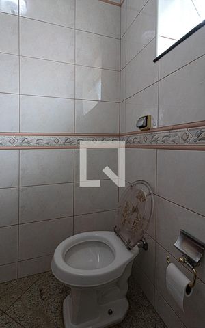 Casa à venda com 600m², 7 quartos e 6 vagas Casa à venda com 600m², 7 quartos e 6 vagasSuíte 2