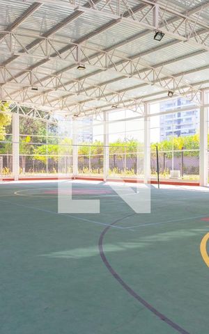 Apartamento à venda com 136m², 3 quartos e 2 vagas Apartamento à venda com 136m², 3 quartos e 2 vagasQuadra Esportiva
