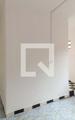 Casa para alugar com 100m², 2 quartos e sem vaga Casa para alugar com 100m², 2 quartos e sem vagaCozinha
